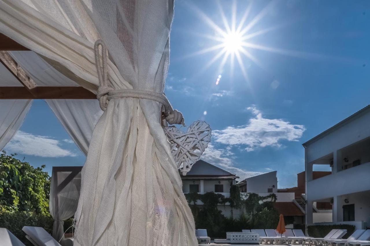Chandris Apartments Kavos Exterior photo